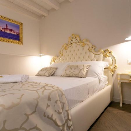Ca' Vittoria Boutique House Apartsuite Chioggia Exteriör bild