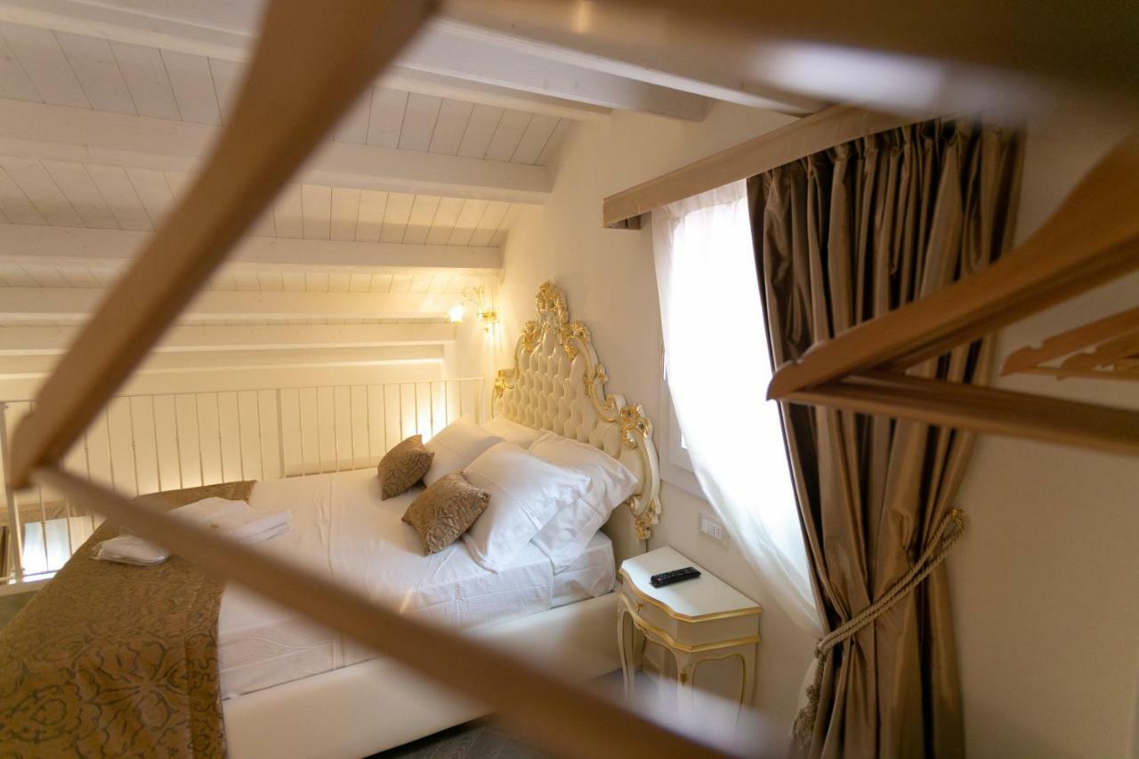 Ca' Vittoria Boutique House Apartsuite Chioggia Exteriör bild