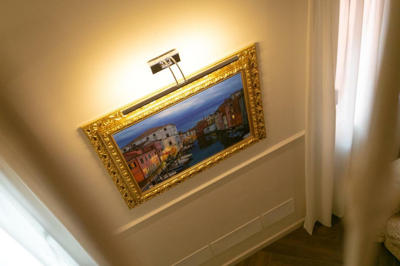 Ca' Vittoria Boutique House Apartsuite Chioggia Exteriör bild
